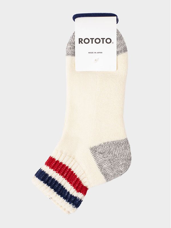 ROTOTO Coarse Ribbed Old School Ankle Socks in D.Blue/Red | Dapper Street